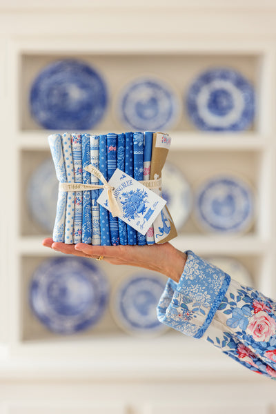 Something Blue Blenders Fat Quarter Bundle by Tilda