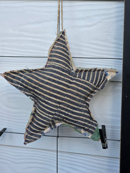 Antique Quilt Star