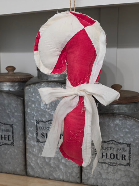Antique Quilt Candy Cane - left facing
