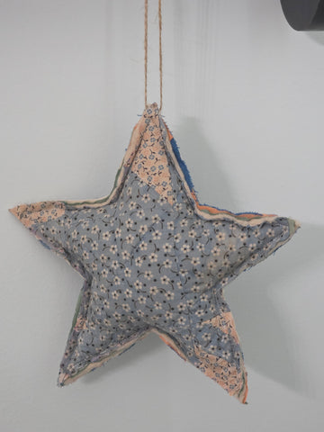 Antique Quilt Star